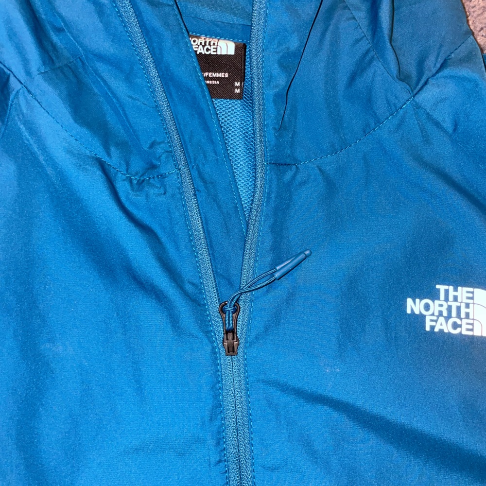 Northface blue women’s windbreaker